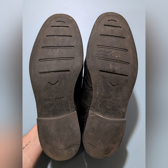 Cole Haan men's black oxford wingtip, 8.5 - Picture 5 of 6